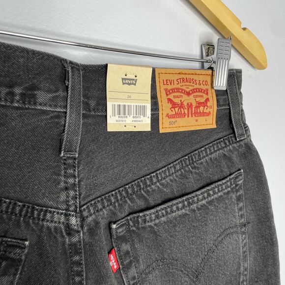 Levi's 501 Original Cutoff Light Wash Premium Denim Shorts Distressed Sz 27 - Picture 8 of 10